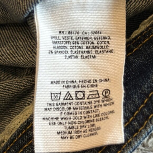 Pilcro sz L (fits like an 8) Women's fitted Denim Jacket pockets, button closure - Picture 7 of 7